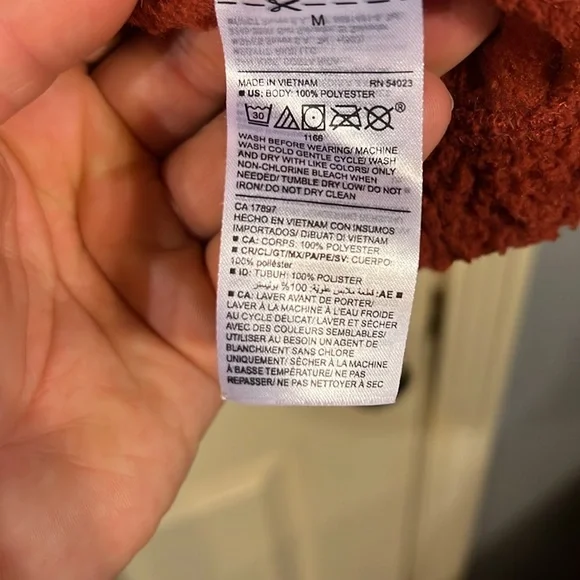 Old Navy teddy zip up size M - Picture 4 of 6